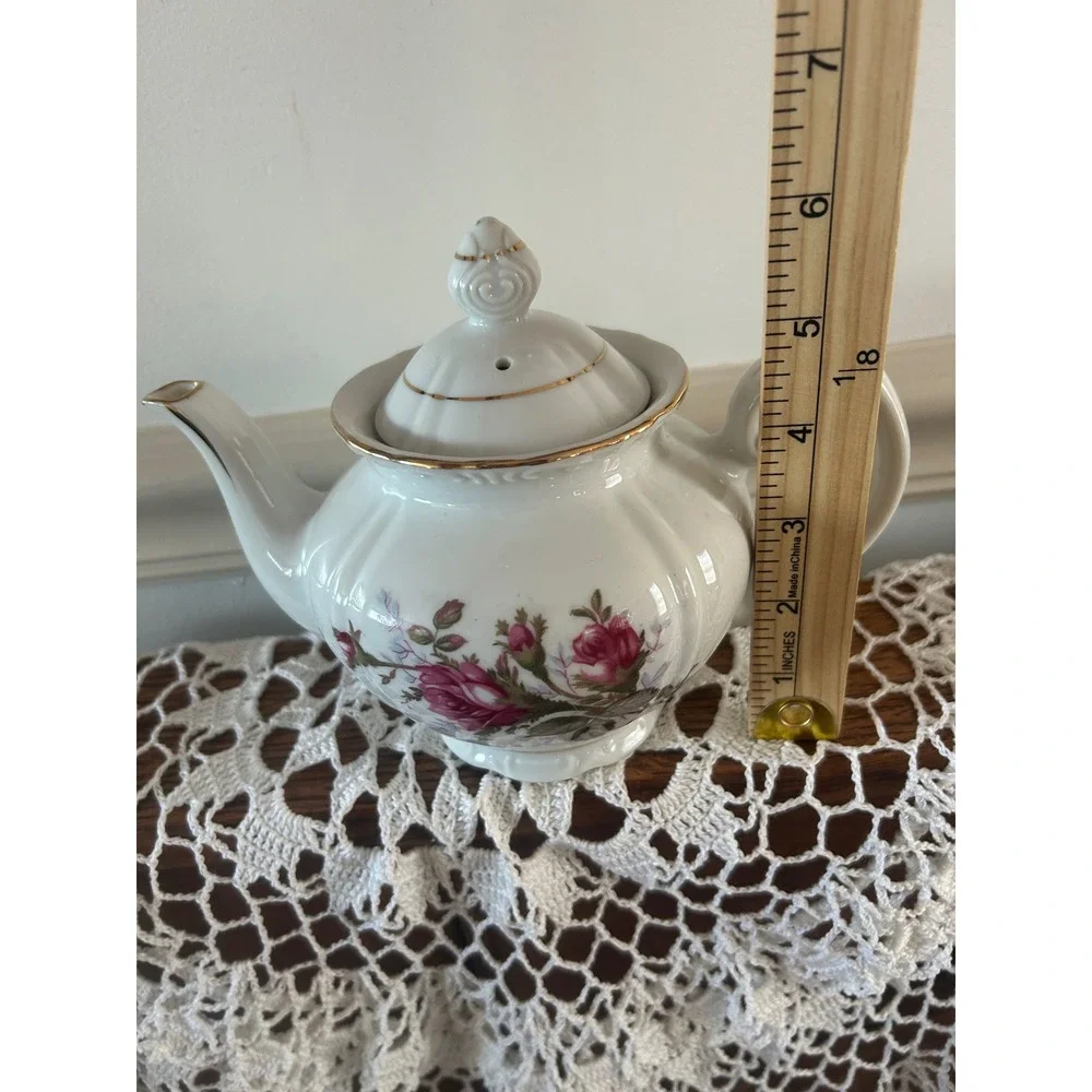 Vintage Porcelain Floral Rose Teapot Gold Trim Pink White Tea Pot 10095